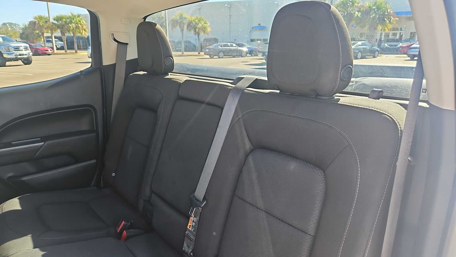 Thumbnail: 2022 Chevrolet Colorado - 25