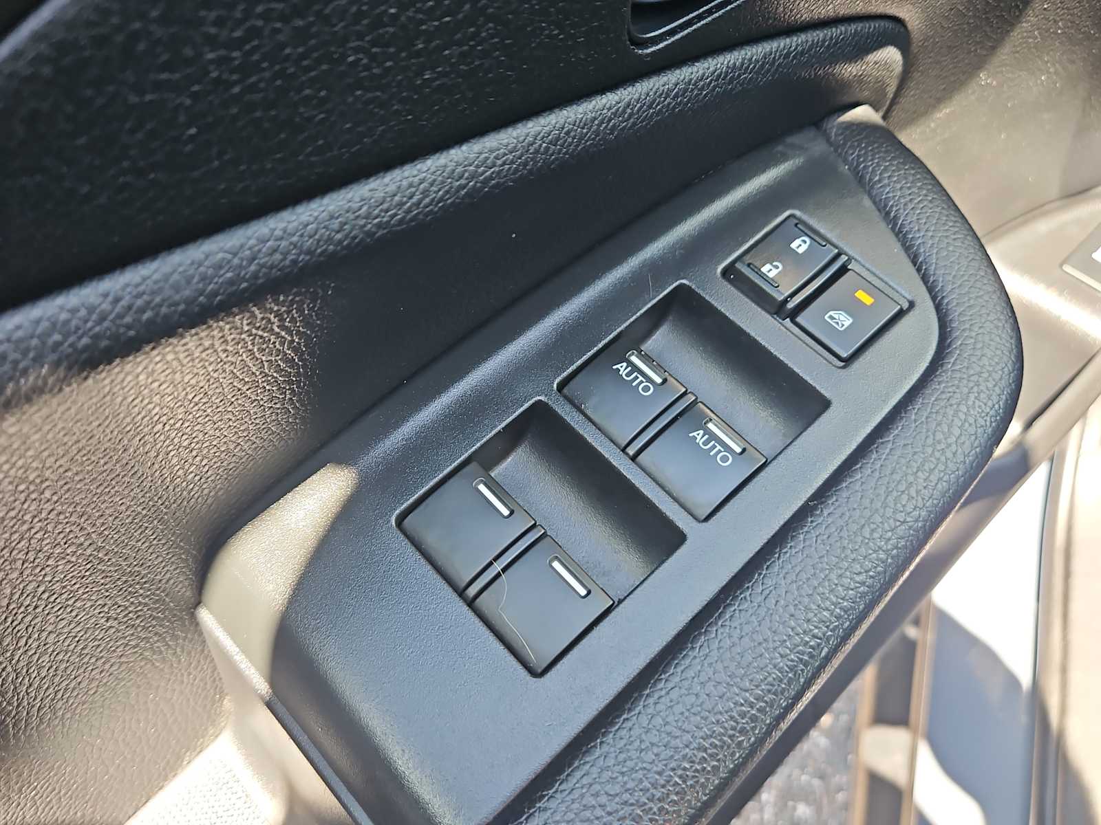 Thumbnail: 2022 Honda Pilot - 15