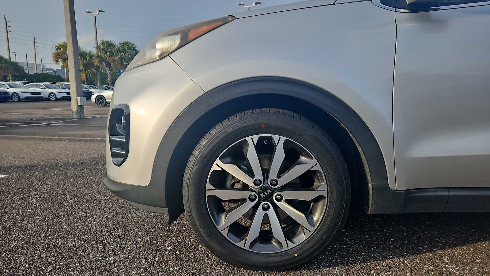 Thumbnail: 2017 Kia Sportage - 18