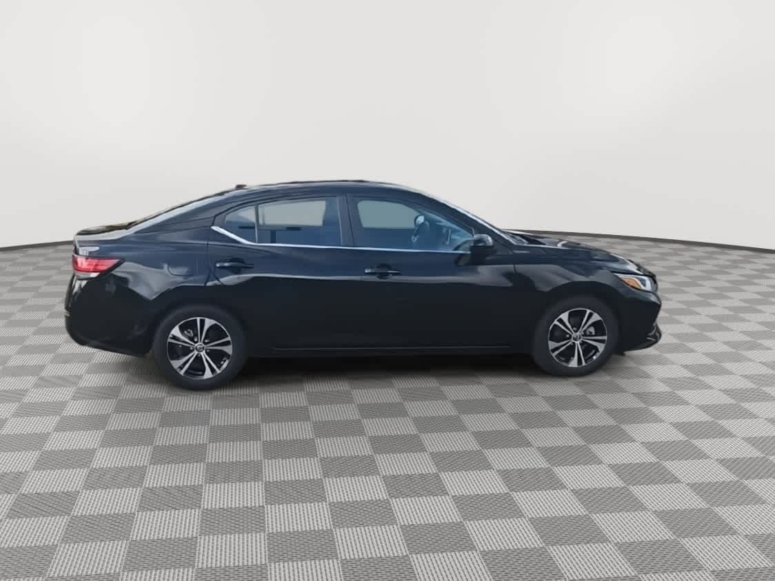 Thumbnail: 2022 Nissan Sentra - 9