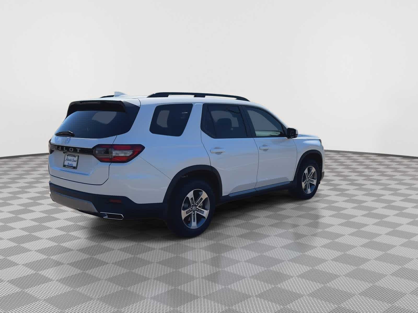 Thumbnail: 2026 Honda Pilot - 8
