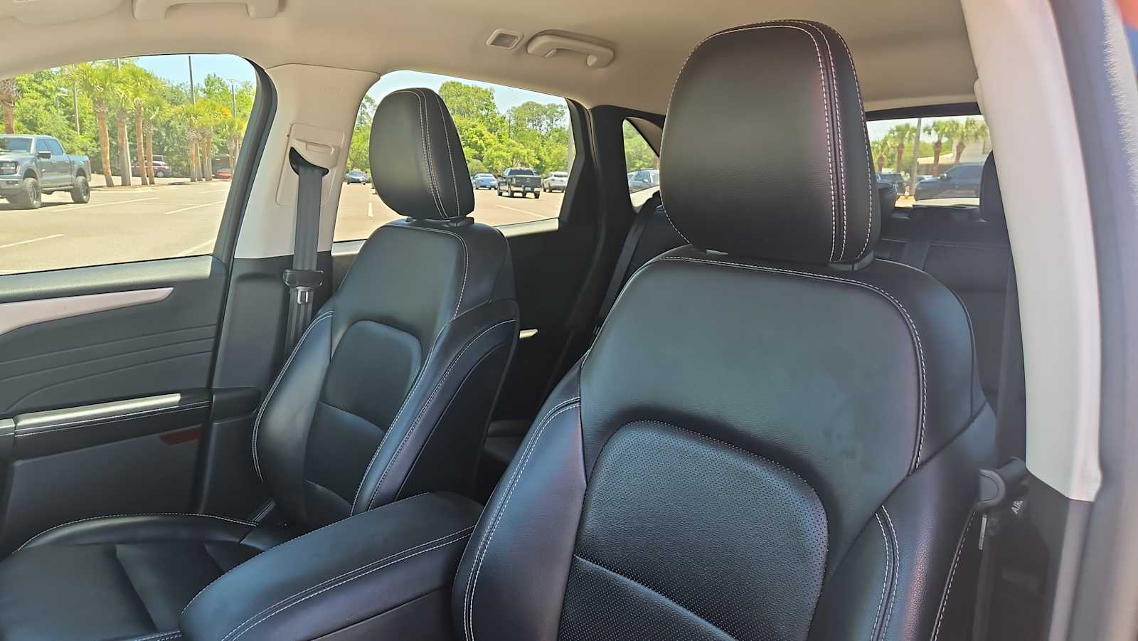 Thumbnail: 2021 Ford Escape - 13
