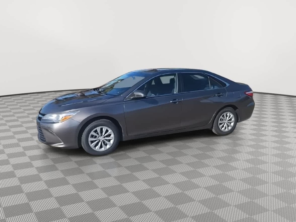 Used 2017 Toyota Camry LE Sedan