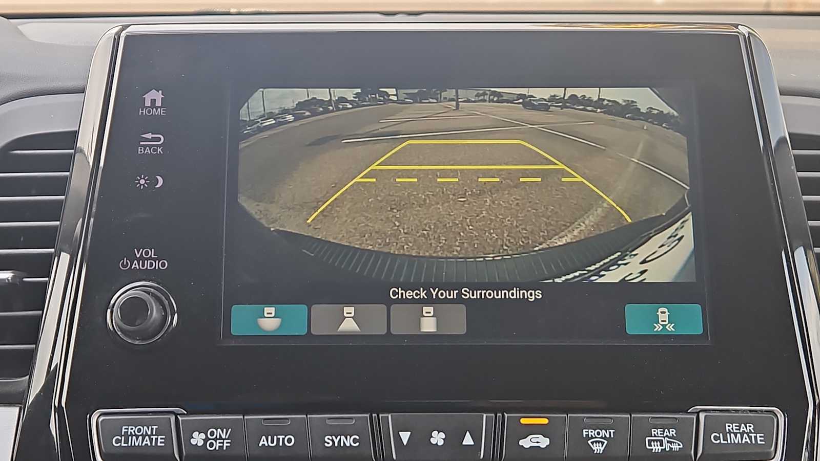 Thumbnail: 2019 Honda Odyssey - 24