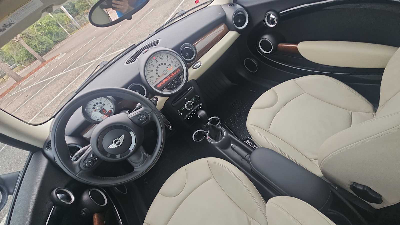 Thumbnail: 2012 MINI Cooper Clubman - 22