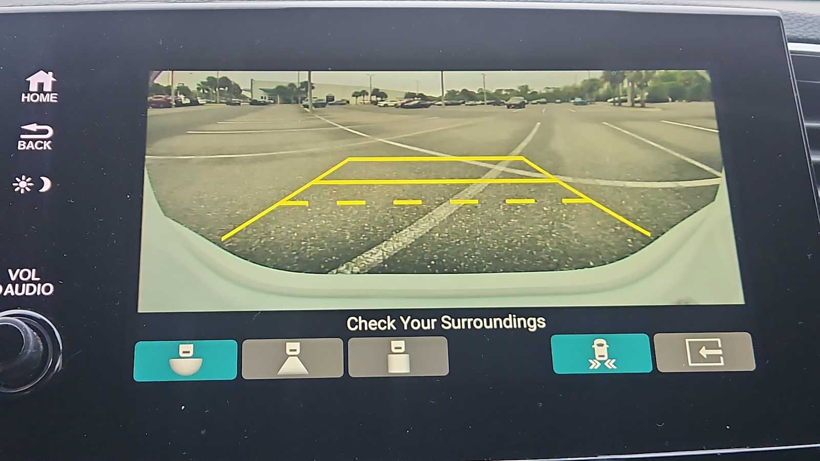 Thumbnail: 2022 Honda Pilot - 11