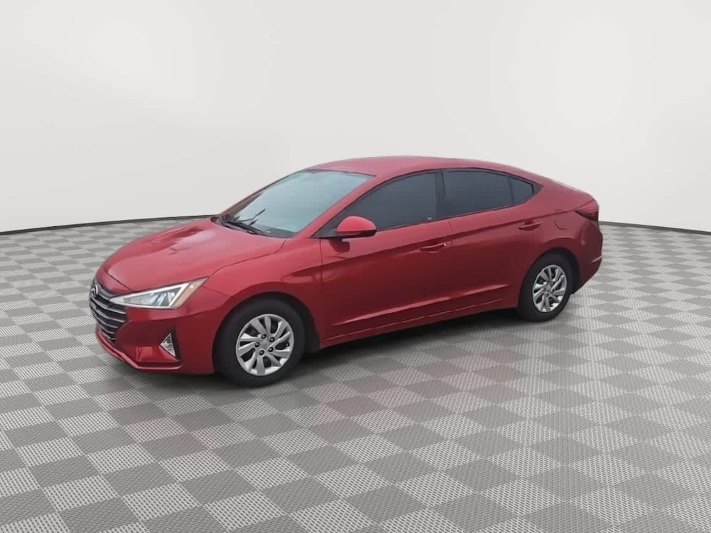 Used 2020 Hyundai Elantra SE Sedan