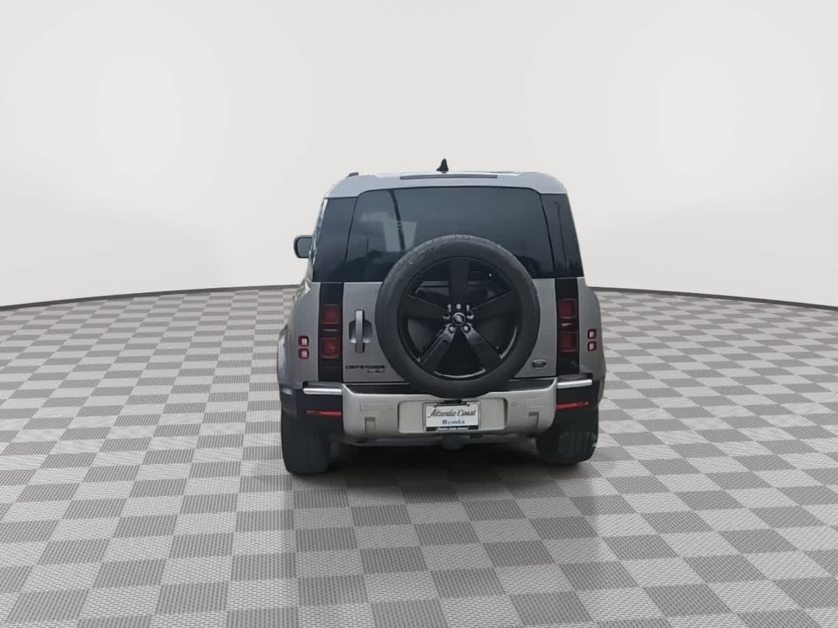 Thumbnail: 2020 Land Rover Defender - 7
