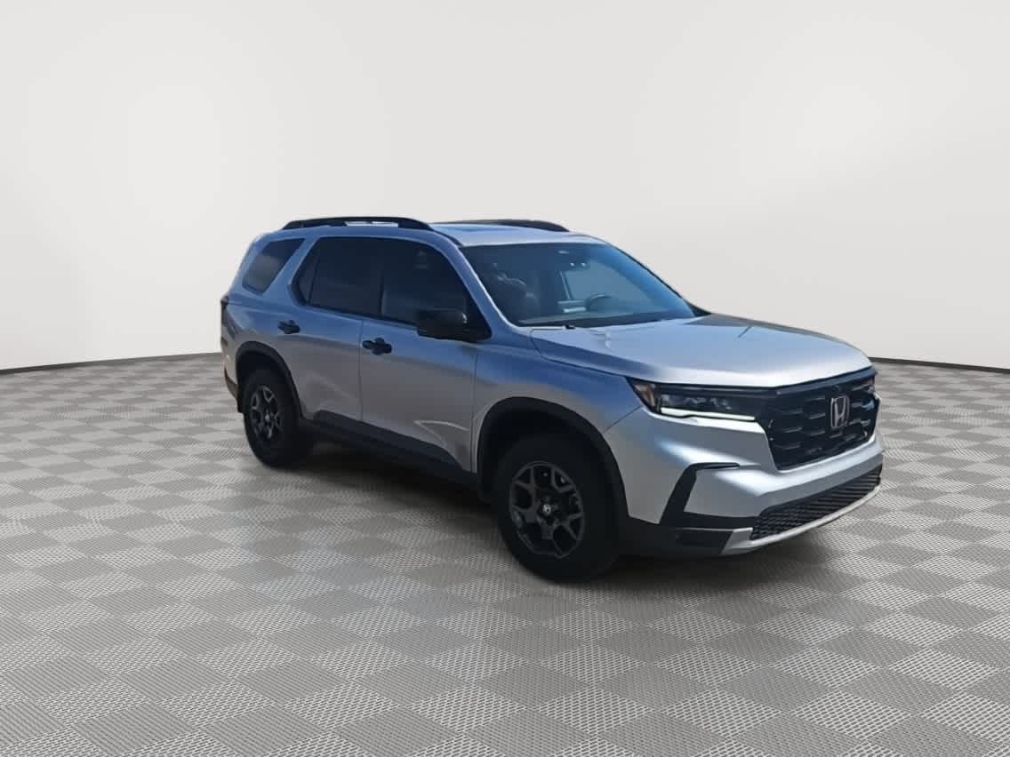 Thumbnail: 2025 Honda Pilot - 2