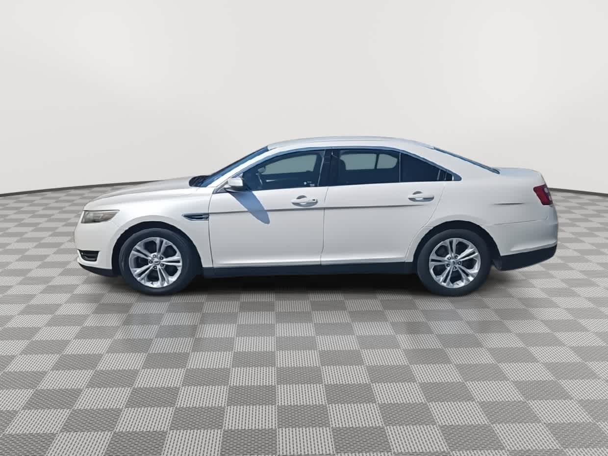 Thumbnail: 2015 Ford Taurus - 5