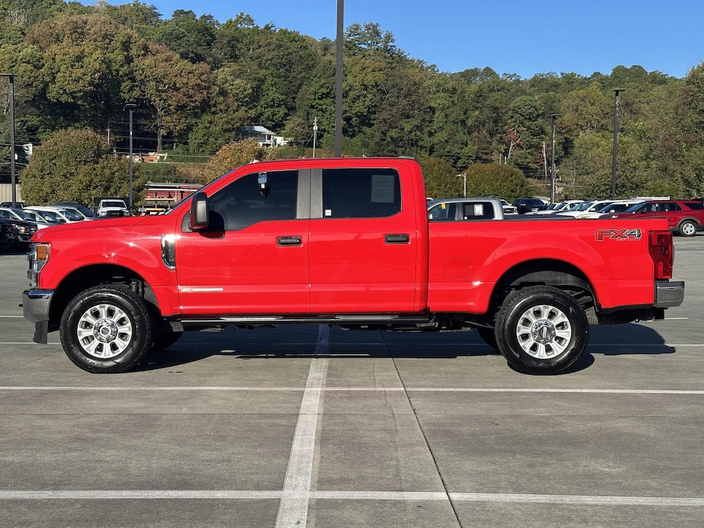 Used 2021 Ford F-250 XL Truck Crew Cab