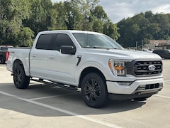2022 Ford F-150 XLT Truck SuperCrew Cab