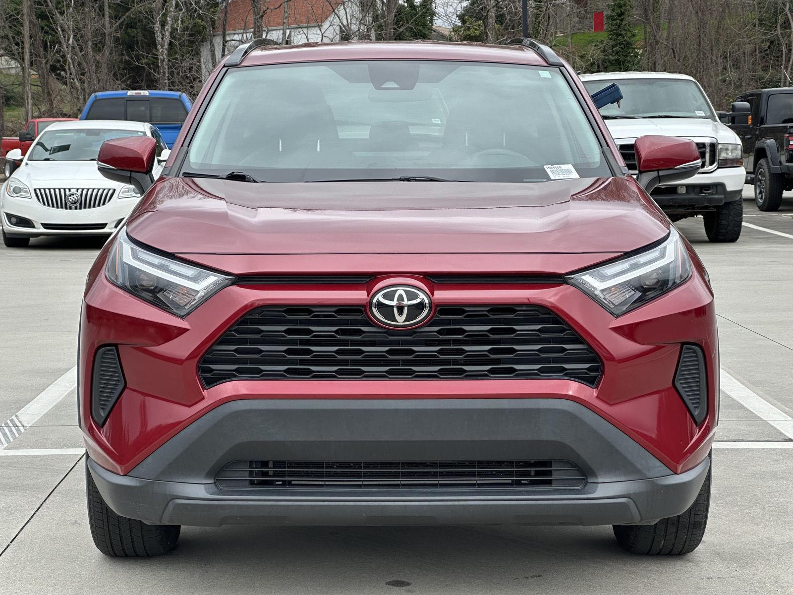 Used 2022 Toyota RAV4 XLE with VIN 2T3W1RFVXNW190455 for sale in Clayton, GA