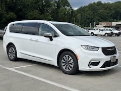Used 2023 Chrysler Pacifica Plug-In Hybrid Hybrid Limited Van Passenger Van for sale in Clayton, GA