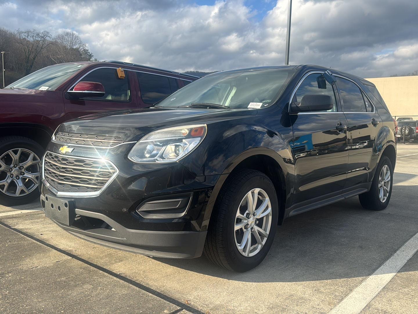 2017 Chevrolet Equinox LS's photo