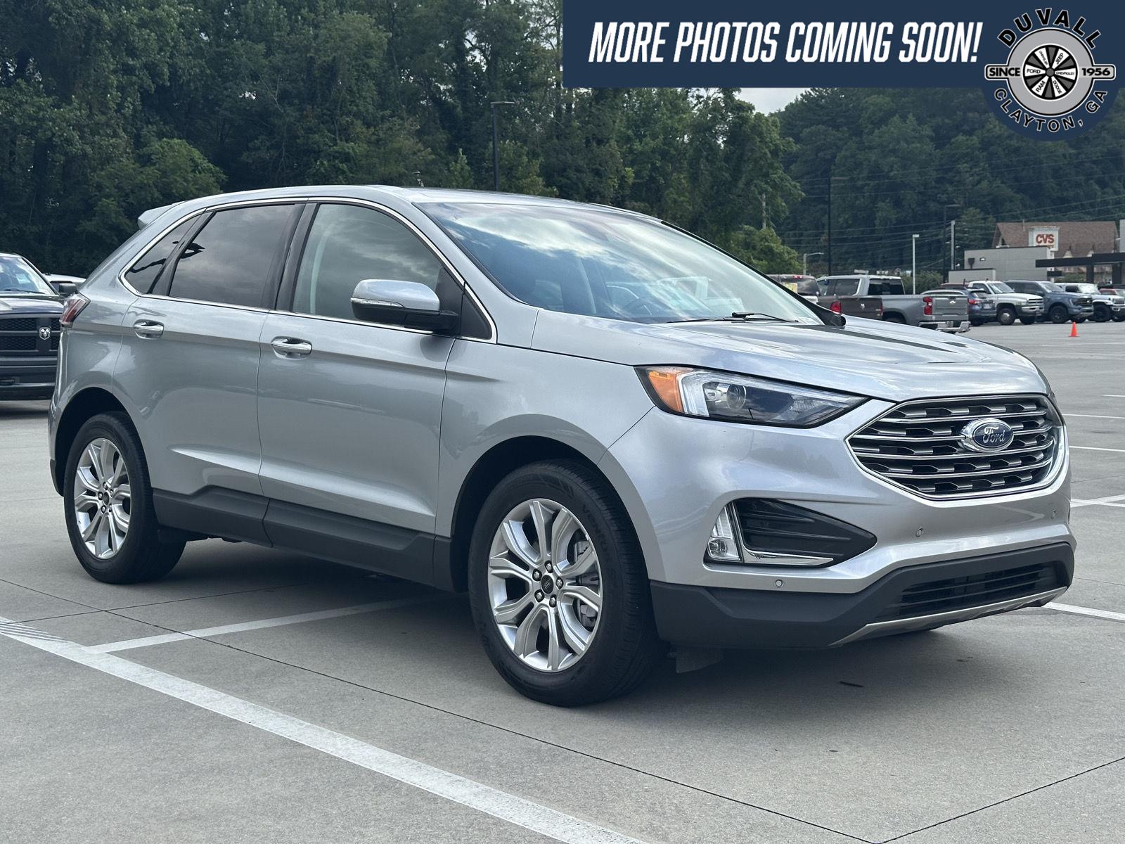 2024 Ford Edge Titanium's photo