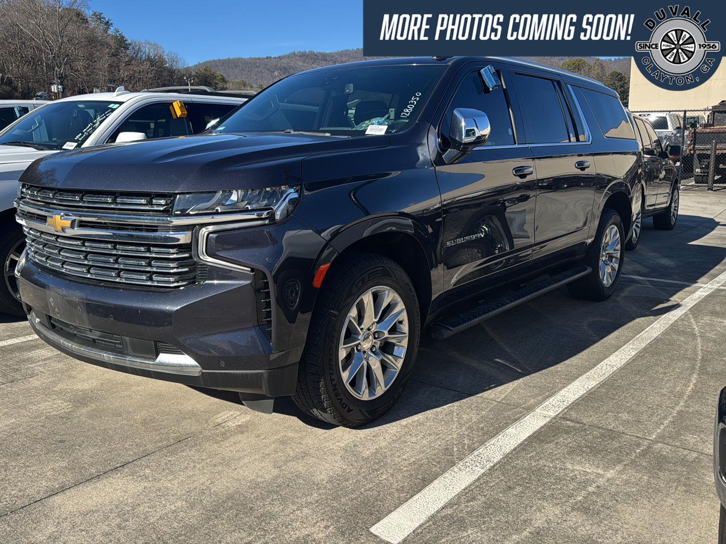 2022 Chevrolet Suburban Premier's photo