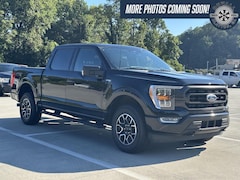 2022 Ford F-150 XLT Truck SuperCrew Cab