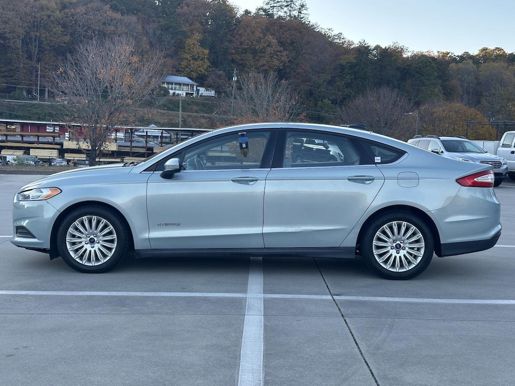 Used 2014 Ford Fusion Hybrid S Hybrid Sedan