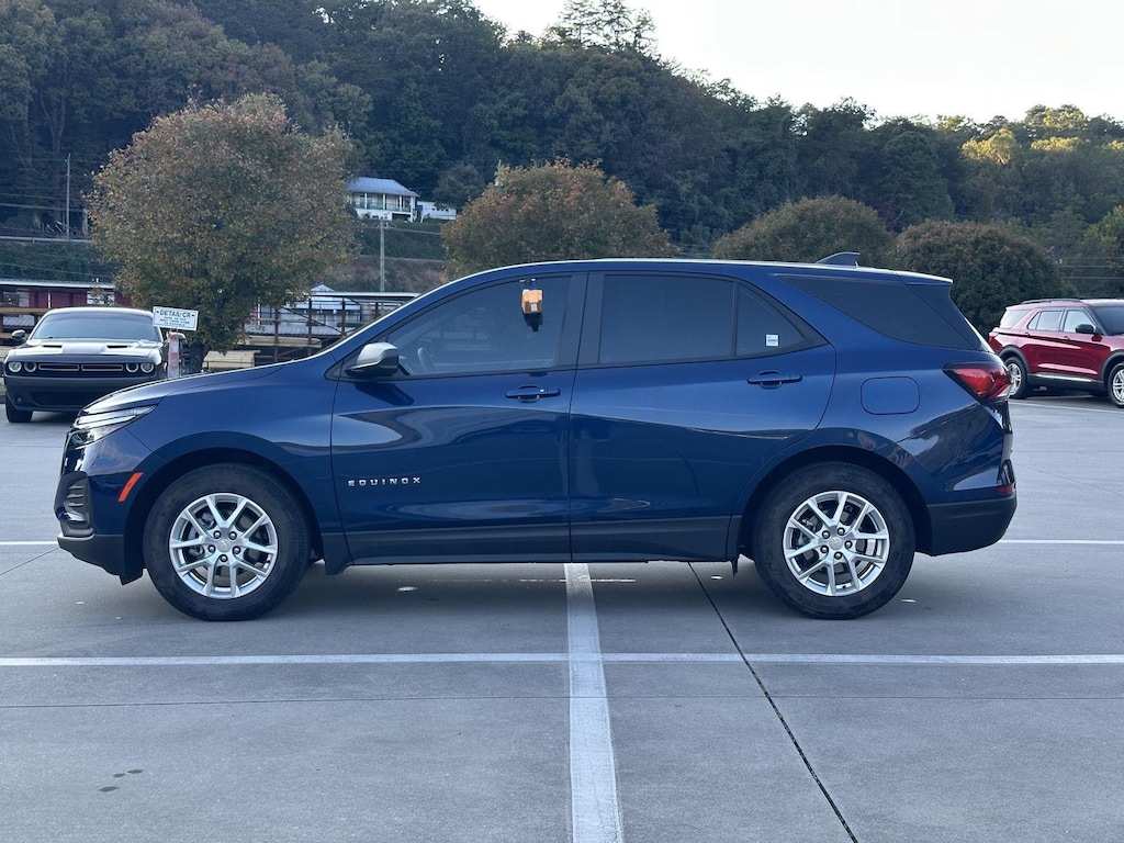 Used 2023 Chevrolet Equinox LS SUV