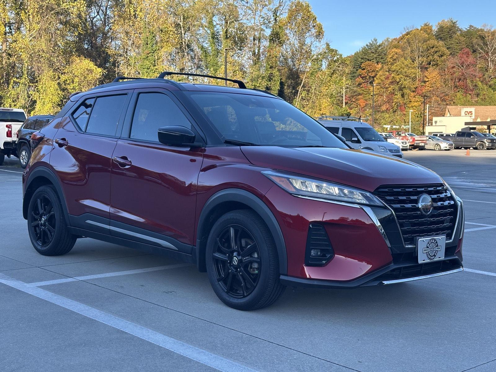 2021 Nissan Kicks SR