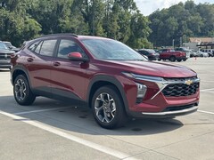 2025 Chevrolet Trax LT SUV