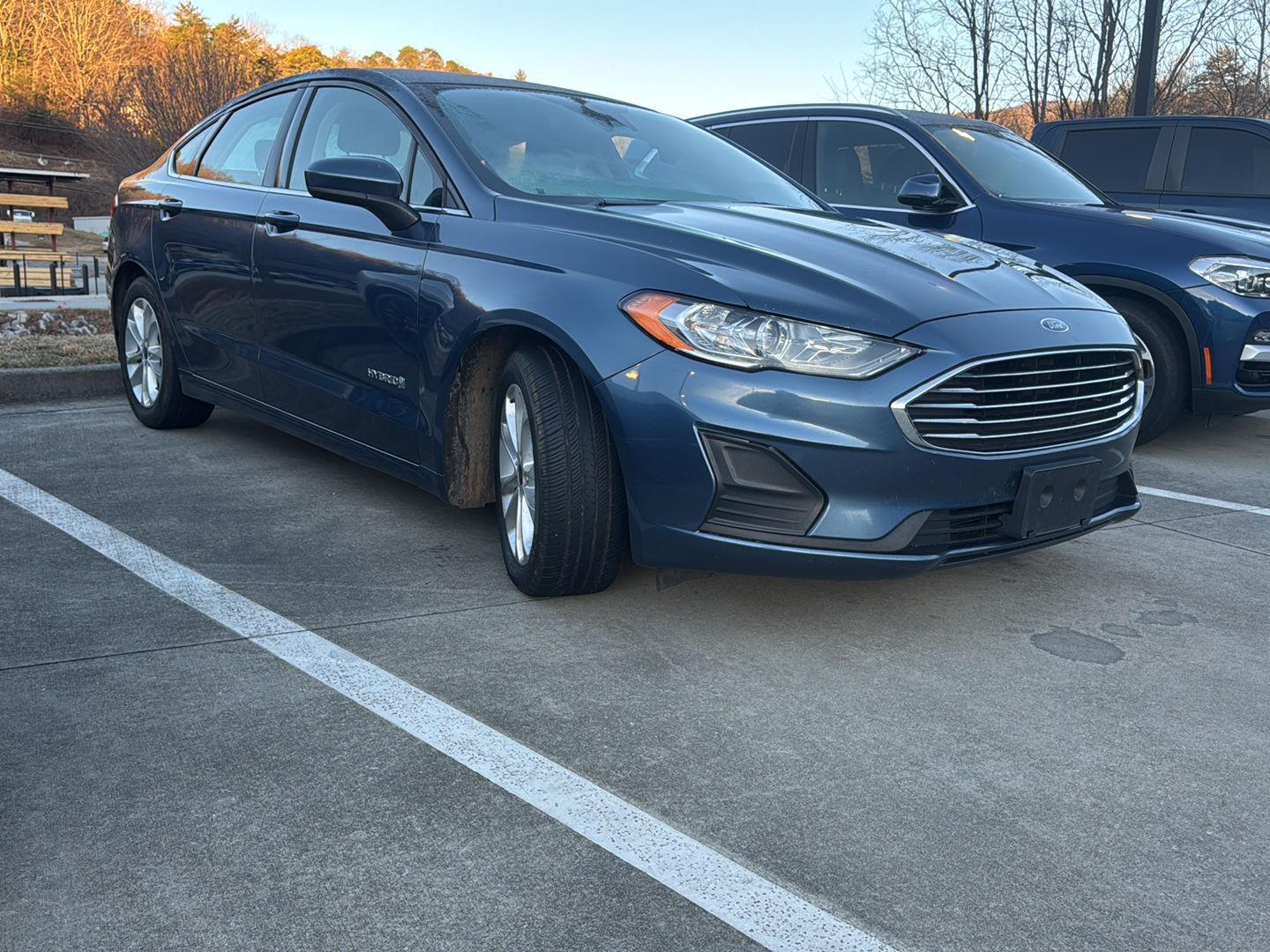 2019 Ford Fusion SE's photo