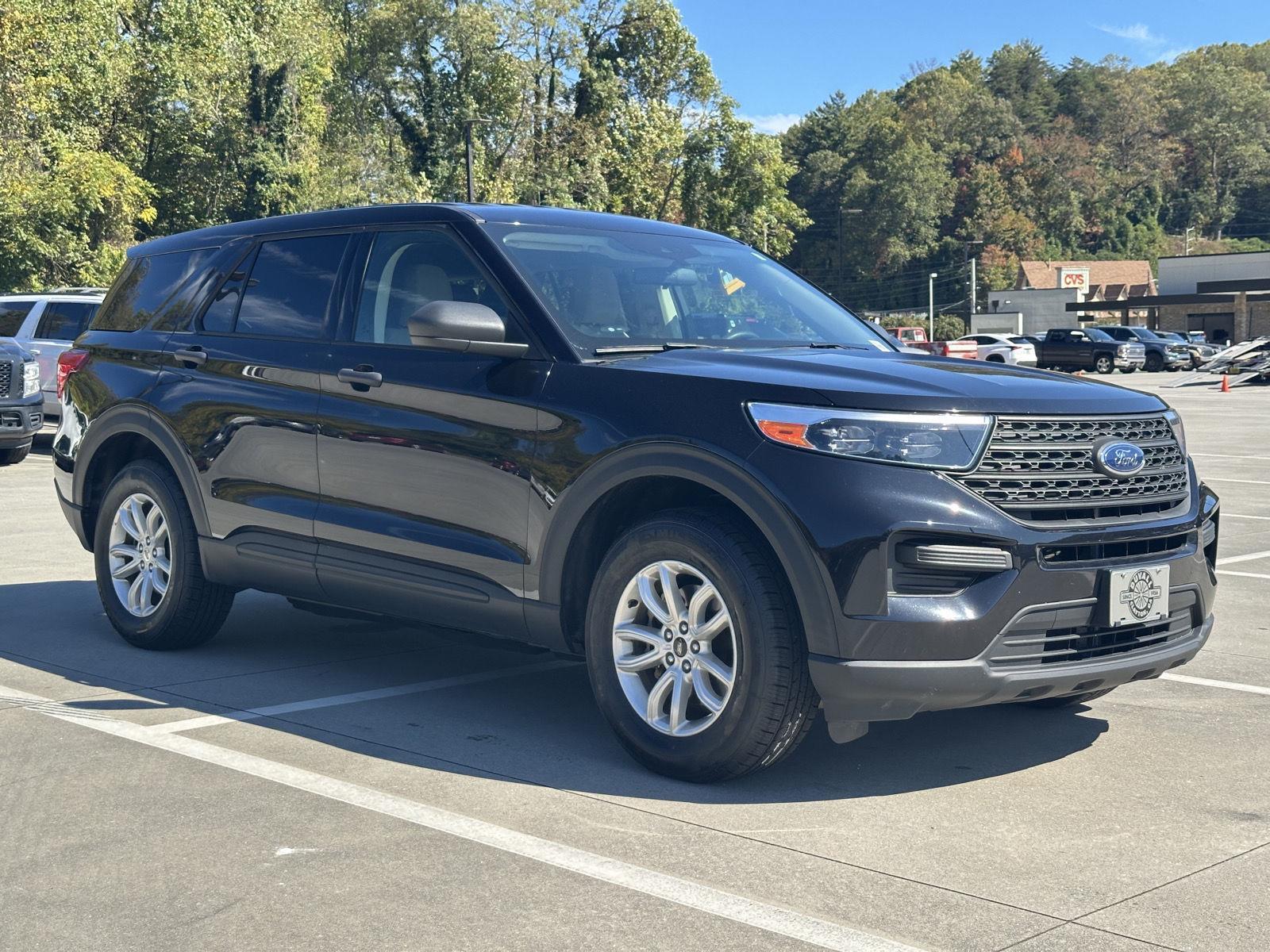 2021 Ford Explorer Base's photo