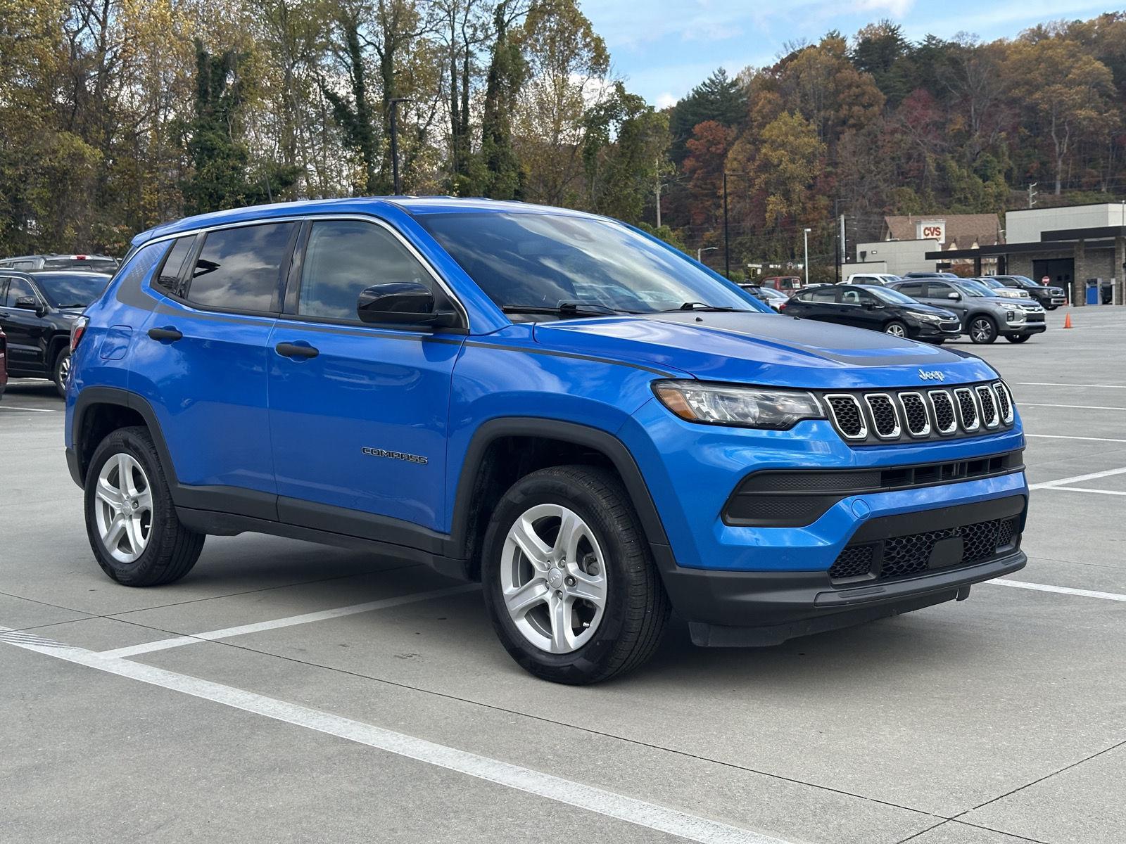 2023 Jeep Compass Sport's photo