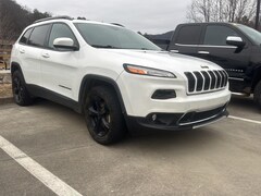 2018 Jeep Cherokee Latitude SUV