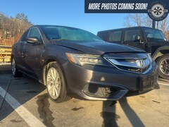 2017 Acura ILX w/Acurawatch Plus Sedan