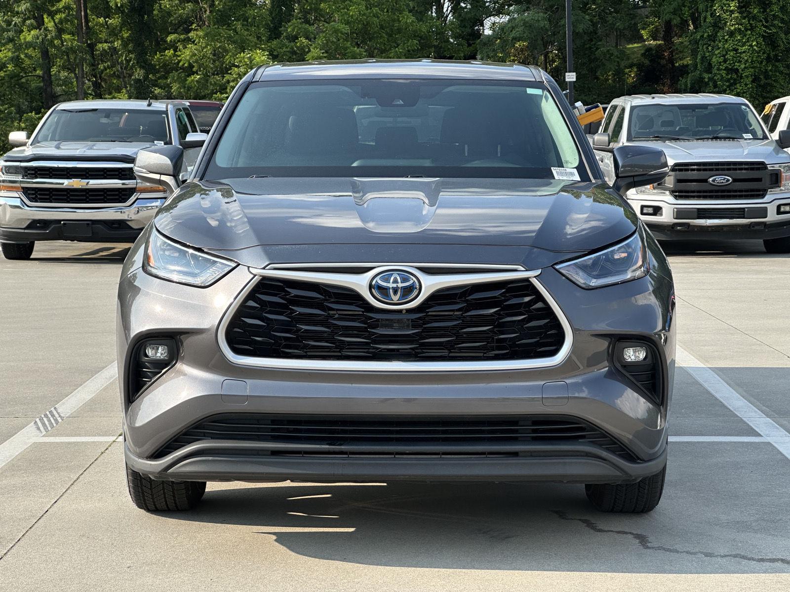 Used 2021 Toyota Highlander LE with VIN 5TDZARAHXMS507231 for sale in Clayton, GA