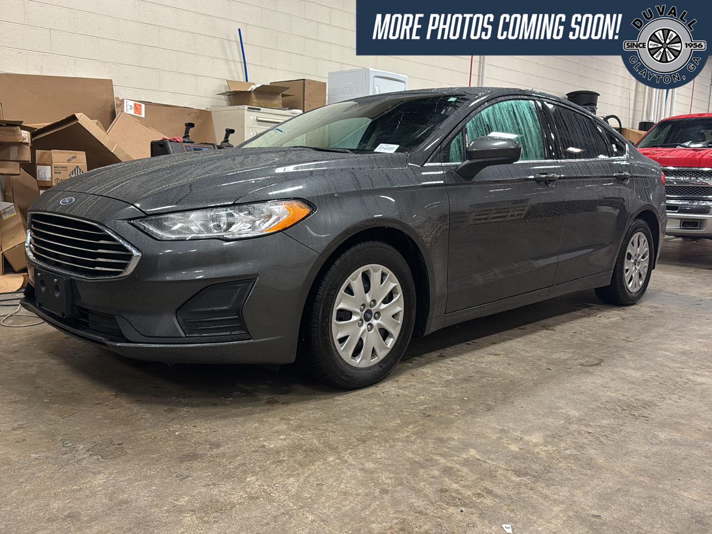 2019 Ford Fusion S's photo
