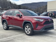 2022 Toyota RAV4 XLE SUV