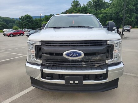 2019 Ford F350 CH Cab & Chassis