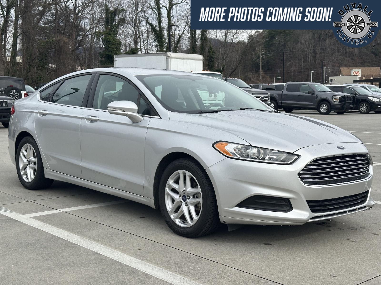 2014 Ford Fusion SE's photo