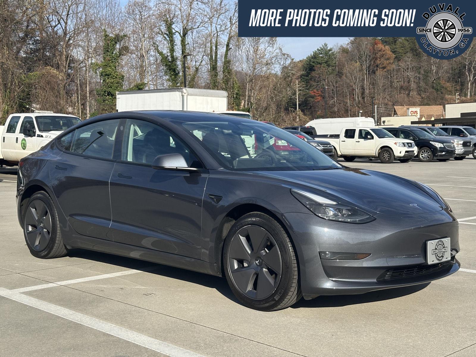 2023 Tesla Model 3 Base's photo