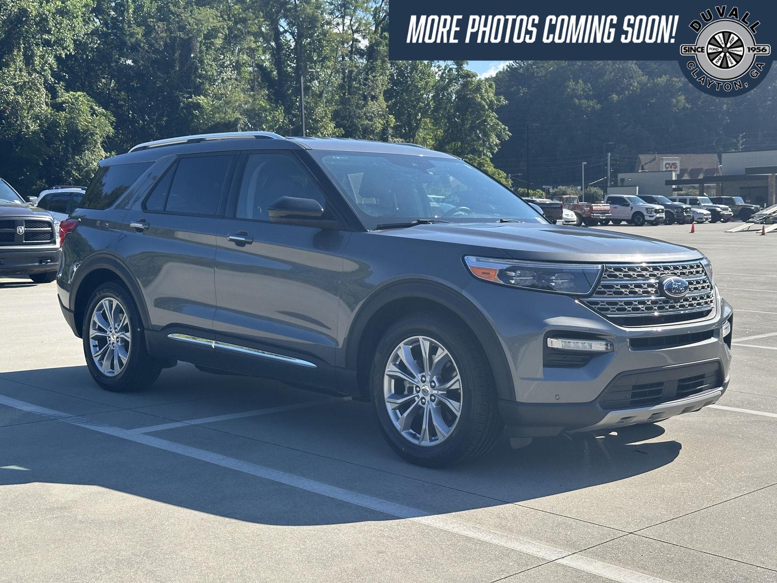 2024 Ford Explorer Limited's photo