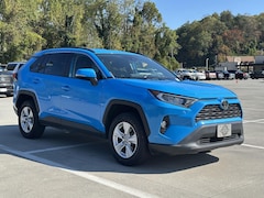 2021 Toyota RAV4 XLE SUV