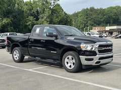 2023 Ram 1500 Big Horn Truck Quad Cab