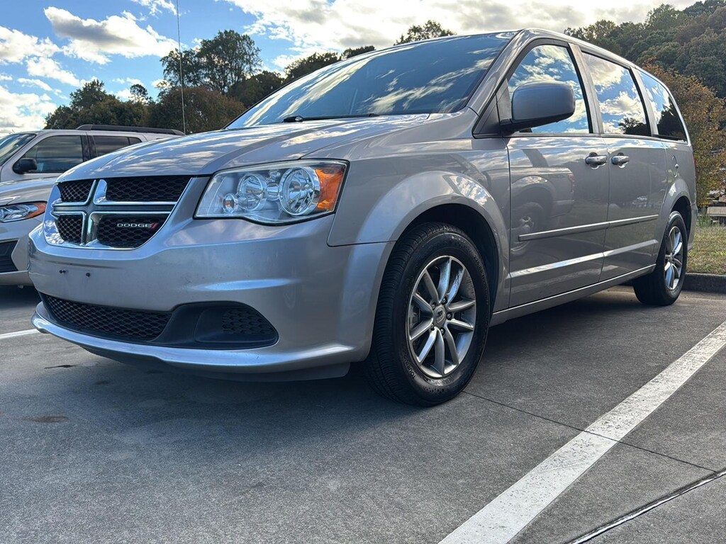 Used 2016 Dodge Grand Caravan AVP/SE Van