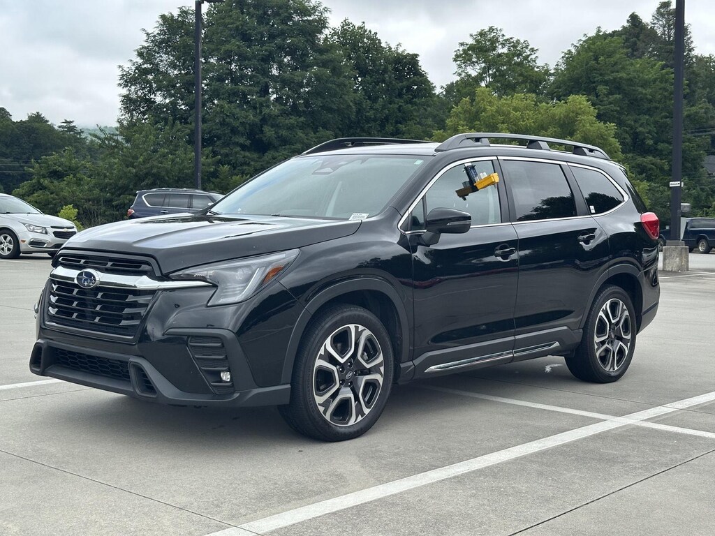 Used 2023 Subaru Ascent Limited 7-Passenger SUV