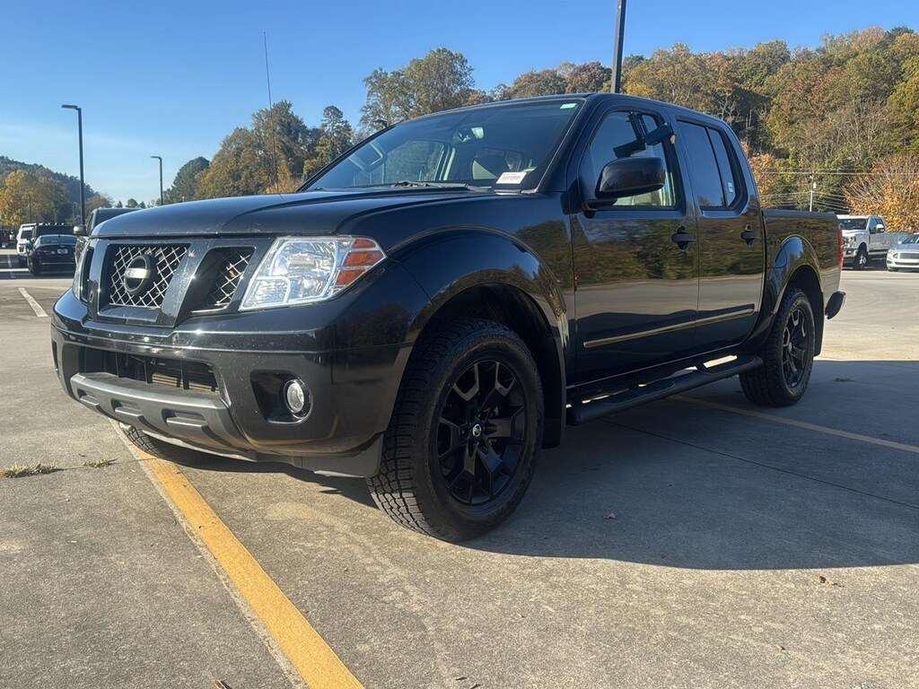 Used 2019 Nissan Frontier SV Truck Crew Cab