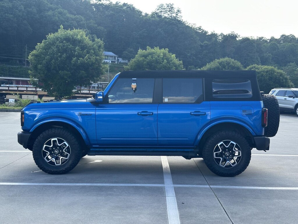 Used 2023 Ford Bronco SUV