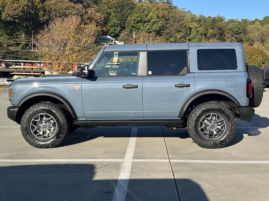 New 2025 Ford Bronco Badlands SUV