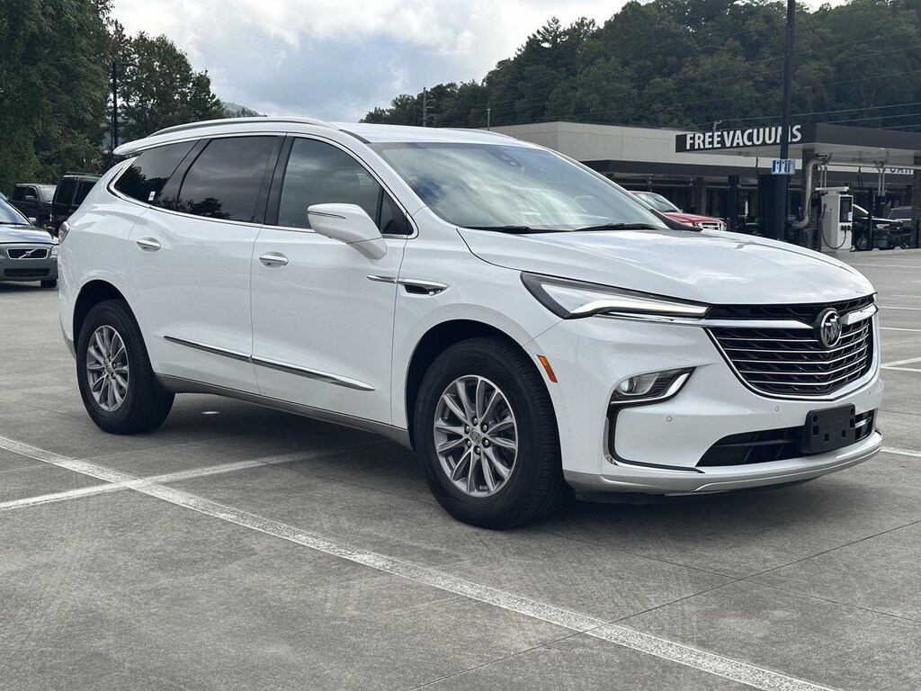 Used 2024 Buick Enclave Premium SUV