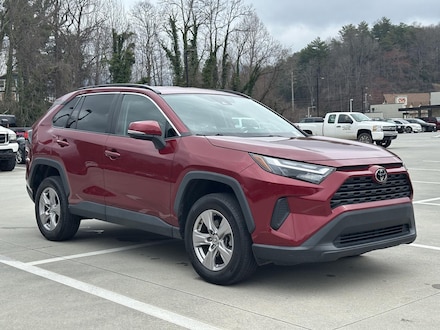 2022 Toyota RAV4 XLE SUV