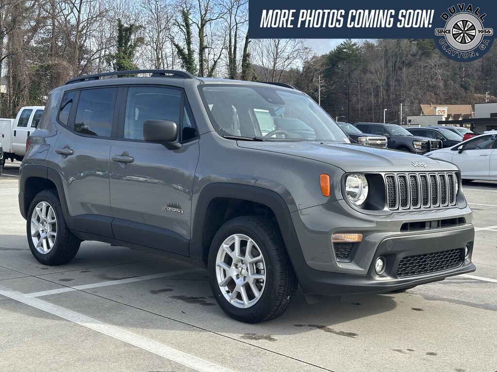 Used 2022 Jeep Renegade Latitude SUV