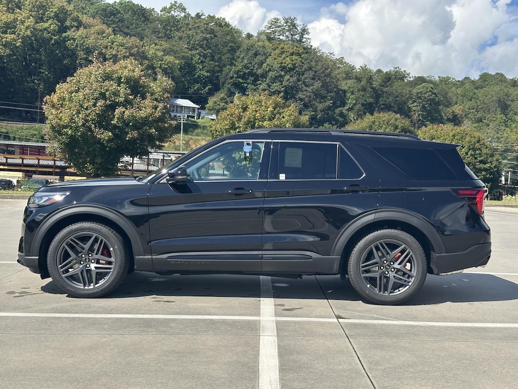 New 2025 Ford Explorer ST SUV