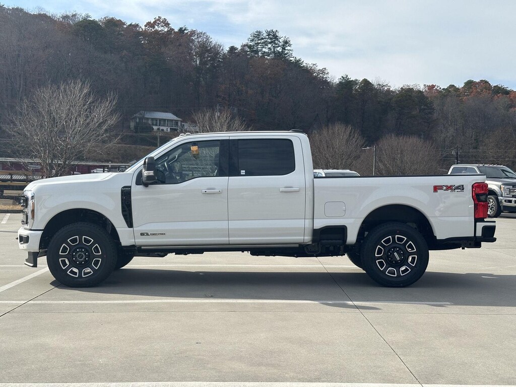 New 2026 Ford Super Duty F-250 SRW Platinum Truck